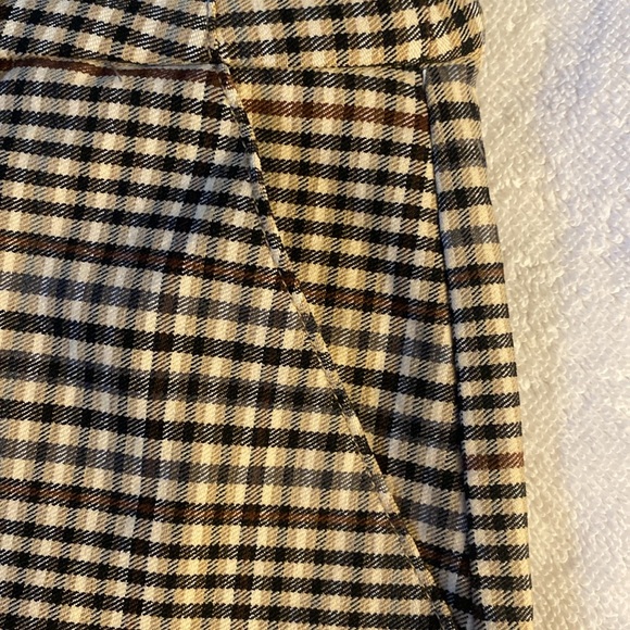 NWOT Women’s Cropped Pants - Picture 5 of 6